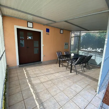 Milmar Vakantiehuis Draga Bašćanska