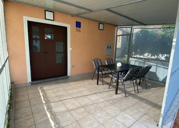 Milmar Сasa de vacaciones Draga Bašćanska